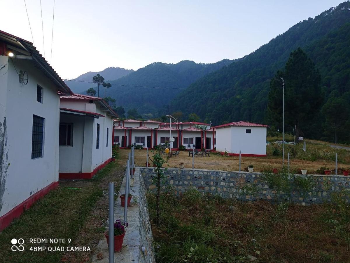 Rigveda Resort Barkot Exterior photo